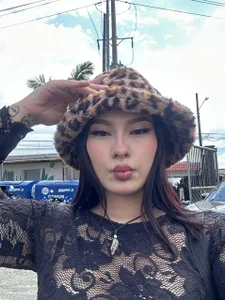 AnnyHancockx_ Damn nini Pic 3