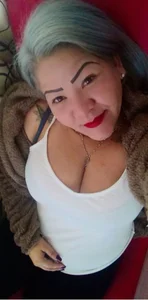 Dalessa_Bigtits Public Foto 3