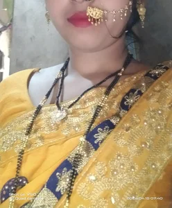 Hot_Bhabhi-ji Public Pic