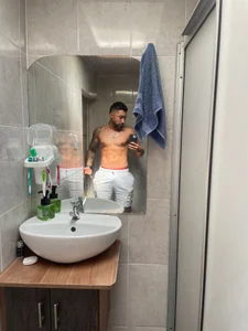 Dante_Blade Dante Pic 3