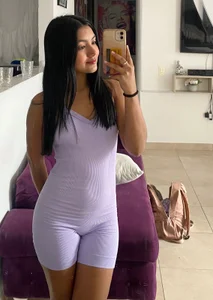 Emi_latingirl emi صورة واحدة|Emi_latingirl emi صورتان|Emi_latingirl emi  صور|Emi_latingirl emi  صورة