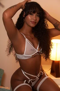 miaebony__ Public Gambar 5