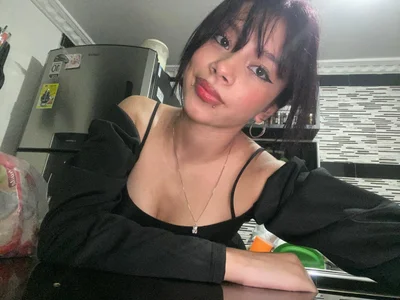 annie_katte Public Foto