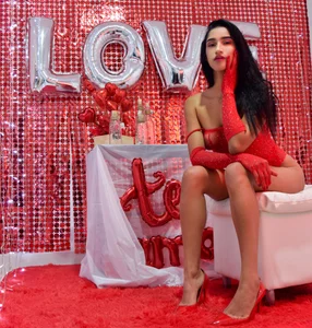 Meghan_stonne_ Happy day of love and friendship in Colombia!!! Pic