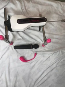 ValentinaThomasmy toys图片