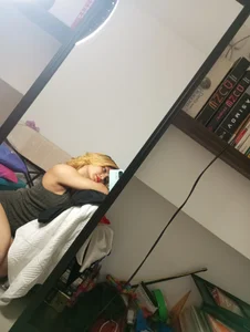 AnnieLorin Public Pic 6