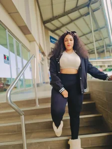 Kinkyphatass Public Foto 3