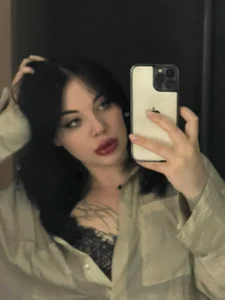 Lola_lee21 Public টি ছবি