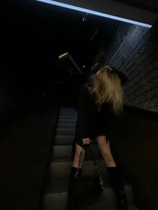 KhloeBlondie mee Pic 4