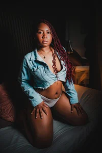 Amara_black44 Public  7 снимка