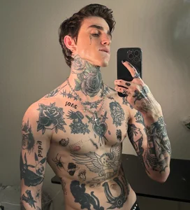 selboy Public Pic 2