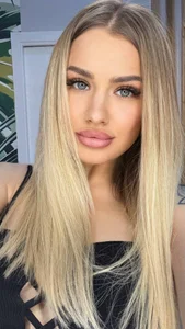 MashaFromRussia-_- Public Pic 6