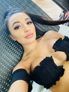 RoxyBestAsss Homemade, selfies 🥰 Pic 9