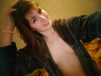 Bella_Goddes Public Pic 9