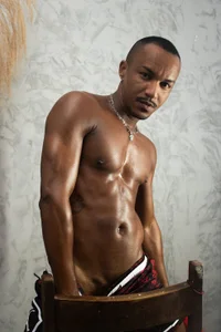 Mike 2025 de Itsmikenoir  9 Imagens