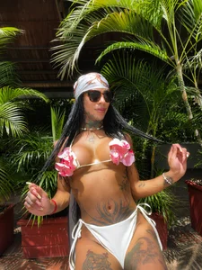 Dafne_kee my vacation Pic 3