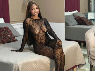 LiaTrainor ME BEAUTIFUL 💦 Εικόνα