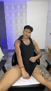 ETTE_MOON: Public ( 5 фото)