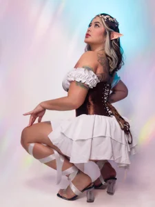 AlannaFoxx Enchanted girl Pic 3