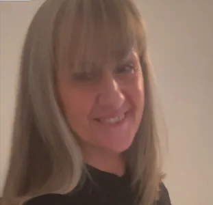 LILY-UK-MILF LILY 💖 Foto 2