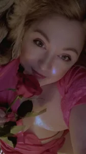Секс снимка 2 на KaylaJanee от My flower