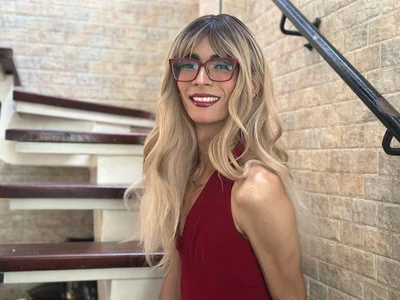 Alice-randy Your woman red ❤️ Pic 7