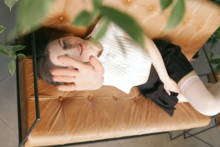 MelisaCoyのYour hot athletic studentの 2枚の写真