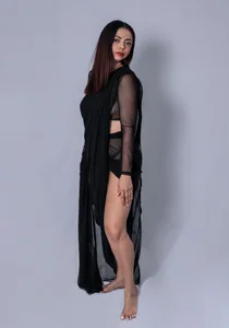 Anantaa_のSeduction in sari 💃🏽🔥の 2枚の写真