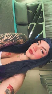 Tessa_ruxh Public  3টি ছবি