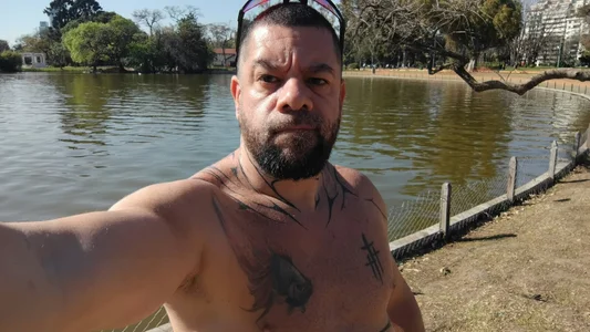 Public de LatinoSensual45  3 Imagens