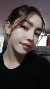 diamond_Eda Public Pic 2