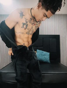 Lihanjor__23 Hot day Immagine  4