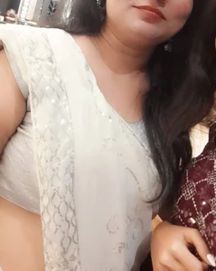 Seema_Mishra Public Immagine 