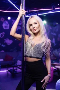 LeilaToker kullanıcısının hot mommy resting albümü -  2 fotoğraf