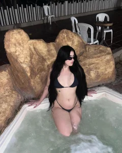 Valentina2390 Public slika