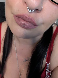 Public de Naughty_QOS  2 Imagens