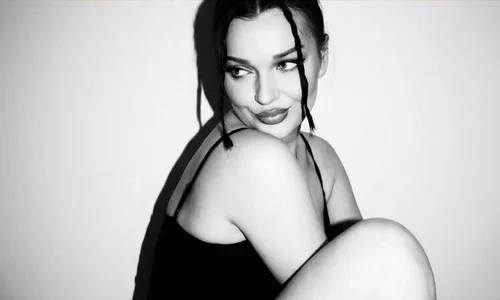 OliviaFantasy Public Pic 4