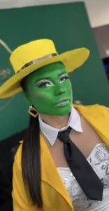 CassieBigass_ The mask 🎭💚💥 Foto 3