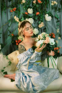 Blonde and silk od StacyRigel  3 snímek