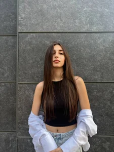 mila_firee A Walk ✨ Poză 5