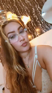 Jhoselinee kullanıcısının Selfie albümü -  2 fotoğraf