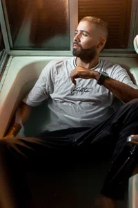 magnus_serket Temptation in Bubbles  3টি ছবি