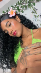 CristalAllure Public Pic 2