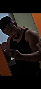 👅 de DoubleTroubleY  4 Imagens