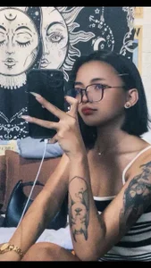 PHLauraLove Public টি ছবি