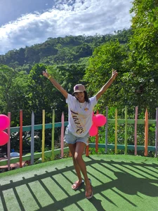 Paseo de Cataleya_ja  2 photos