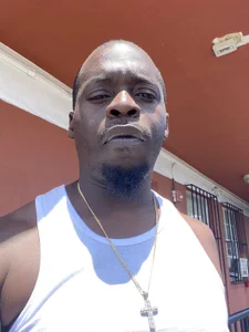 makeherfeelg Public Pic