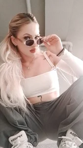 LucyLextonX kullanıcısının 𝕺 𝖇 𝖘 𝖊 𝖘 𝖘 𝖊 𝖉 ❤ albümü -  8 fotoğraf