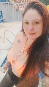 miranda_vegaa kullanıcısının POOL DAY albümü -  3 fotoğraf