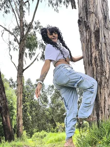 EmmaEbony_ A different day Immagine  5